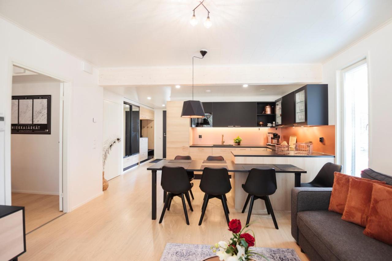 Apartment Tuomenkartano B1 Iso Huoneisto Saunalla كالايوكي المظهر الخارجي الصورة