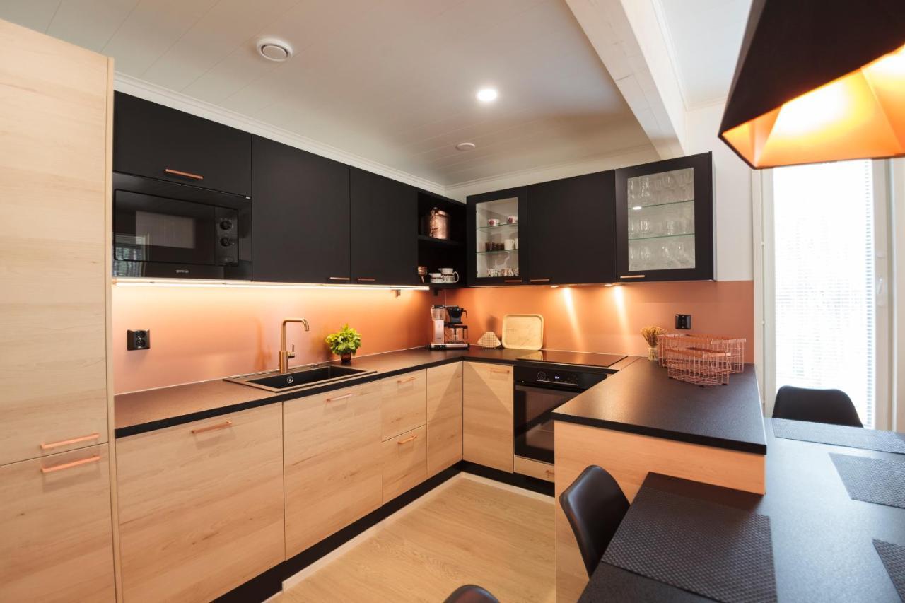 Apartment Tuomenkartano B1 Iso Huoneisto Saunalla كالايوكي المظهر الخارجي الصورة