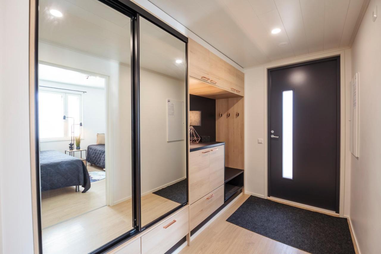 Apartment Tuomenkartano B1 Iso Huoneisto Saunalla كالايوكي المظهر الخارجي الصورة